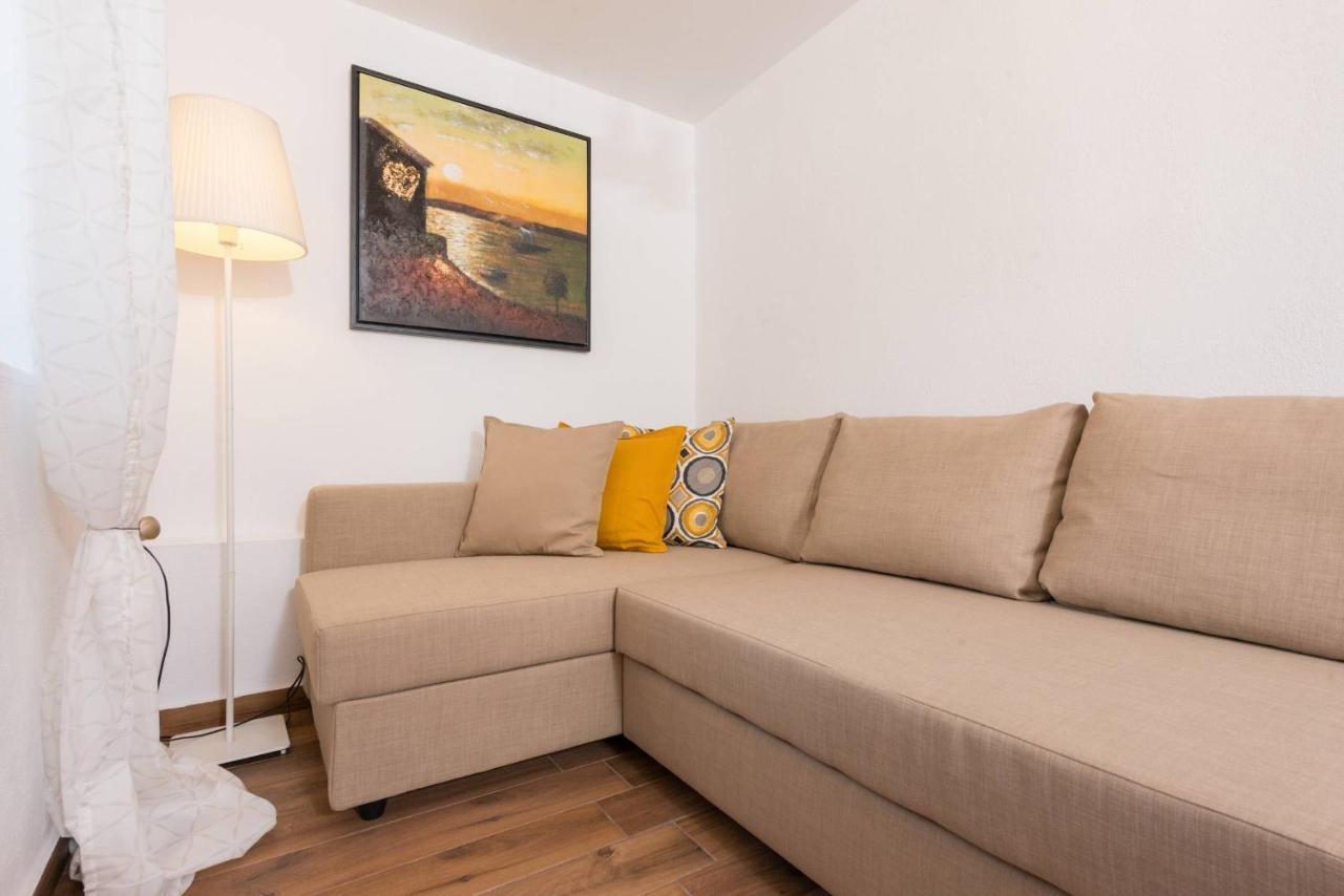 Athina'S Apartment Παναγία Εξωτερικό φωτογραφία