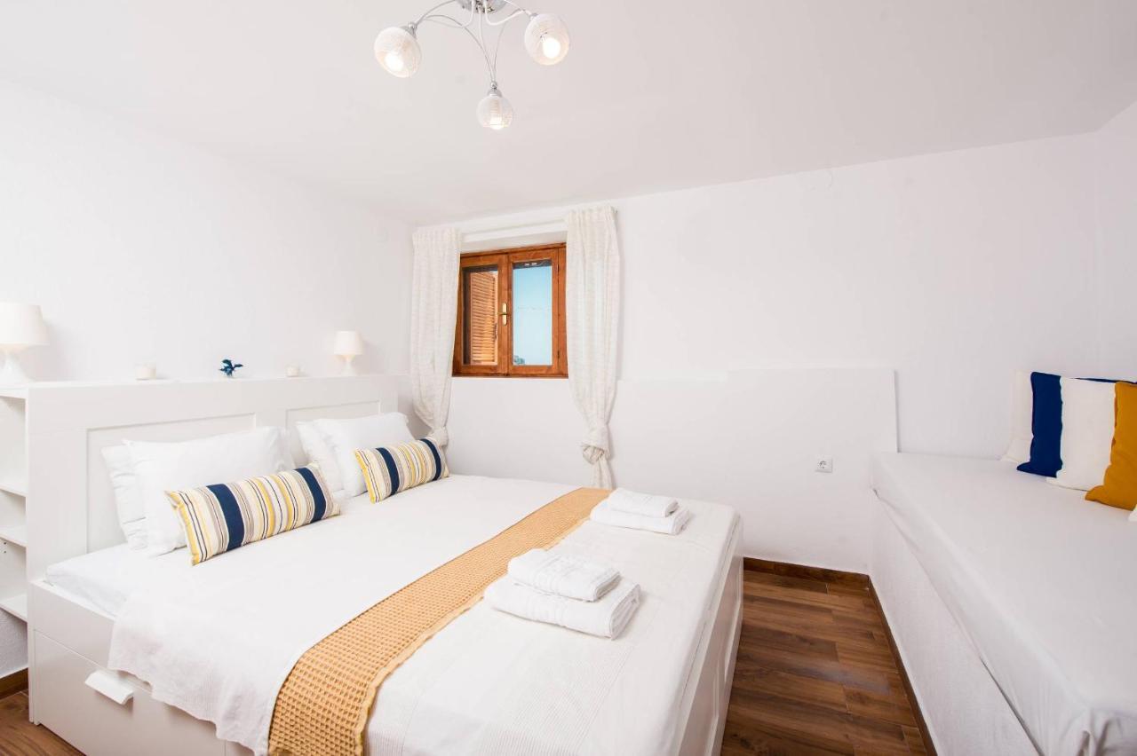 Athina'S Apartment Παναγία Εξωτερικό φωτογραφία